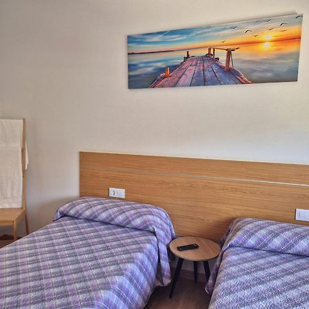 Albergue Alto Da Pena Exclusive For Pilgrims Negreira Exterior photo