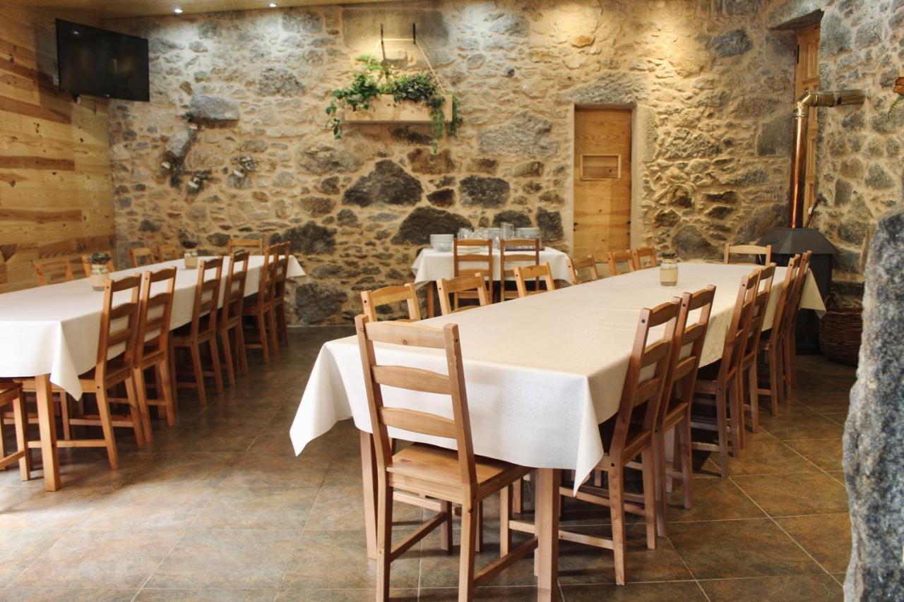 Albergue Alto Da Pena Exclusive For Pilgrims Negreira Exterior photo