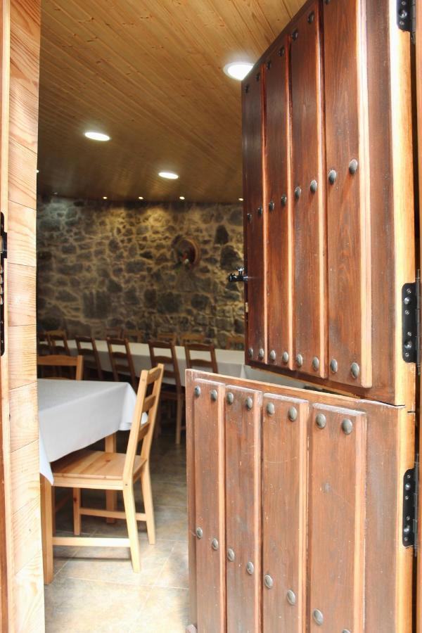 Albergue Alto Da Pena Exclusive For Pilgrims Negreira Exterior photo